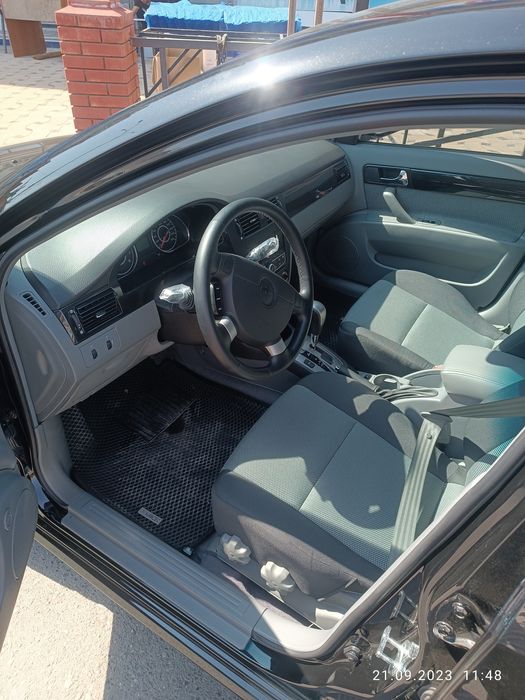 Jentra yangi 2023 yil