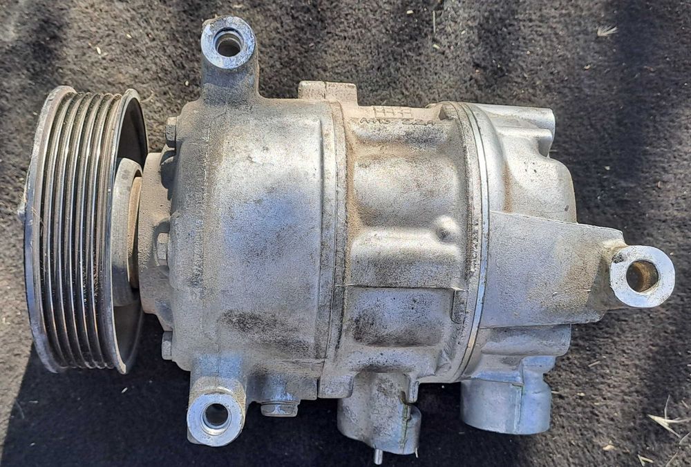 Компресор за Volkswagen Touran II 2015г. 1.6TDI 105к.с