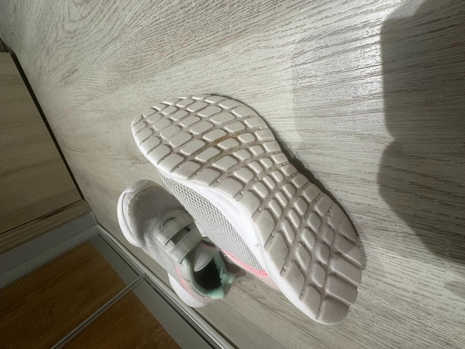 Детски маратонки Adidas номер 35