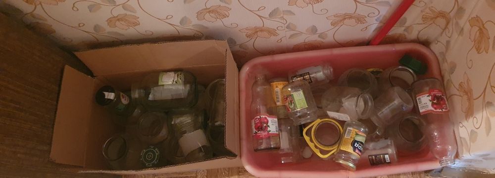 Банки б/у в отличном состоянии.