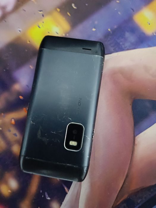 Ретро телефон нокия е7