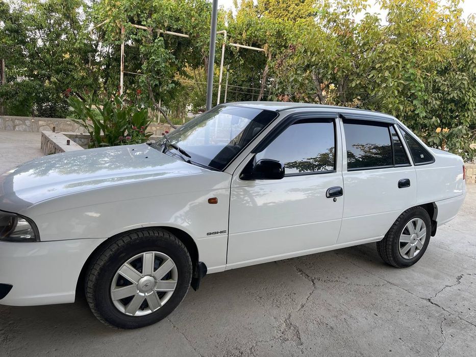 Nexia 2. 1poz  2011 yil