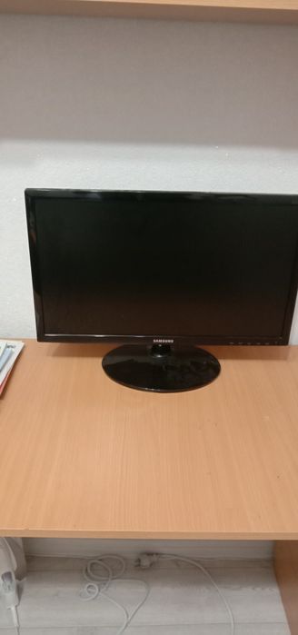 Монитор в отличном достояние.