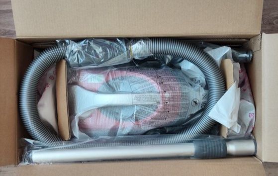 Пылесос LG Compressor Turbo Cyclone System Model: VC83209UHA (2000Вт)