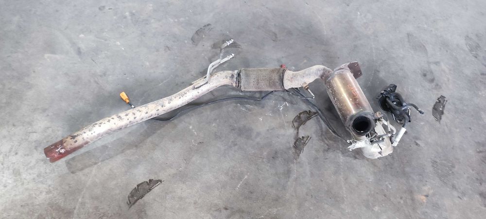 Filtru particule volkswagen vw caddy an 2012 motor 1.6 CAY cod 1K0131723G
