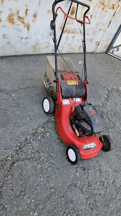 Самоходна косачка EMAK двигател BRIGGS&STRATTON