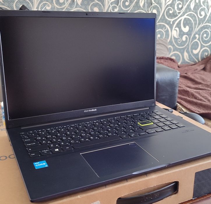 ASUS VivoBook 15