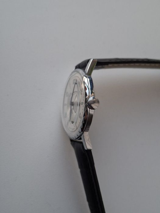 Продам часы СССР Спутник,