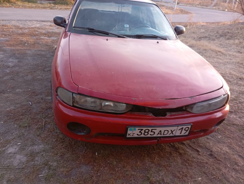 Продам Митсубиси Галант дутый