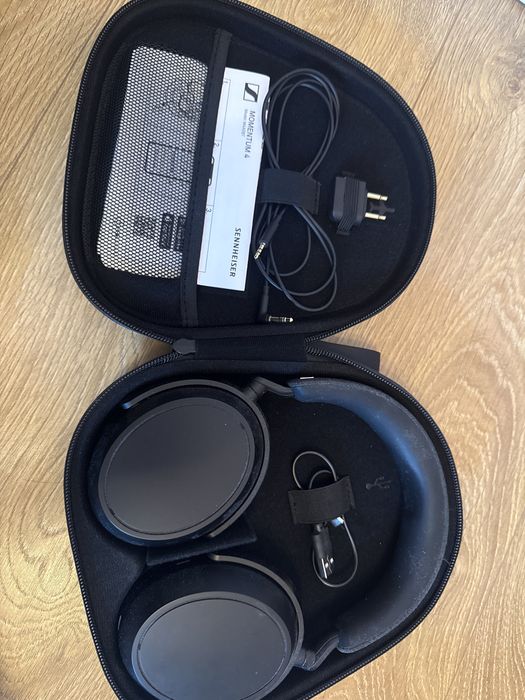 Casti MOMENTUM 4 wireless