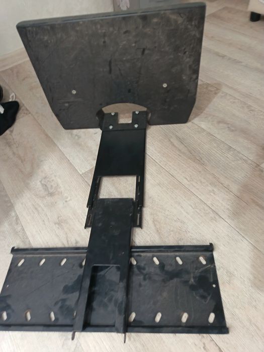 Кронштейн для телевизора