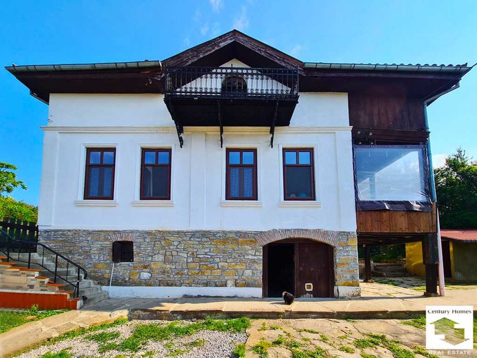 Продава се Къща в с. Церова кория, Област Велико Търново - 300 кв.м за 667 €/кв.м - Снимка #1