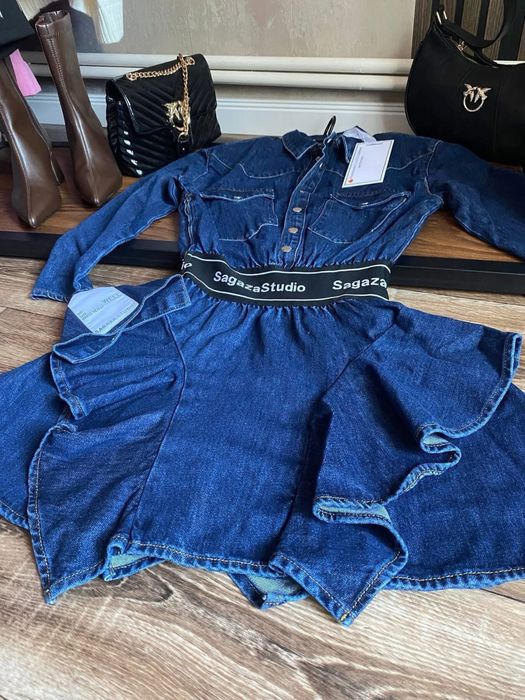 Дизайнерска дънкена разкроена рокля