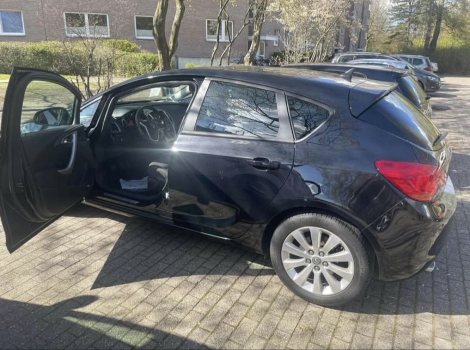 Opel astra j 2010