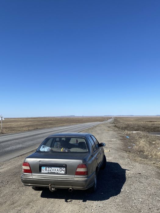 Ниссан санни сатылады