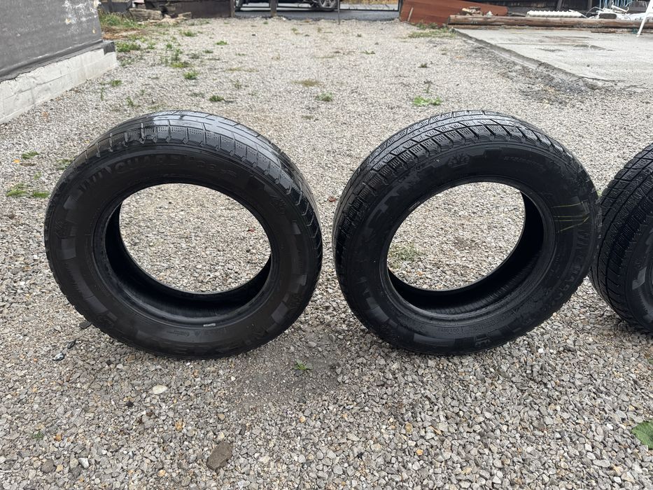 Зимня резина r16 215/65