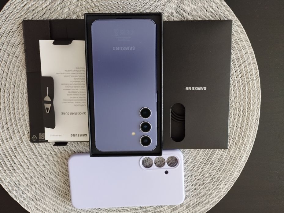 Samsung Galaxy S24,Dual SIM,8GB RAM,256GB, 5G,Cobalt Violet в гаранция