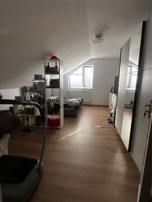 Vand apartament 2 camere
