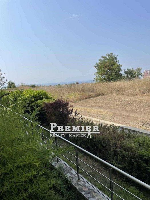 Продава се Тристаен апартамент в с. Равда, Област Бургас - 100 кв.м за 630 €/кв.м - Снимка #13