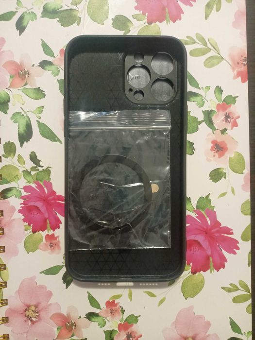 Husa iPhone 13 Pro Max cu protectie camera