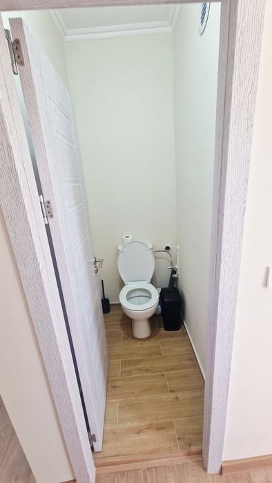 Продавам 3-стаен апартамент - снимка 9
