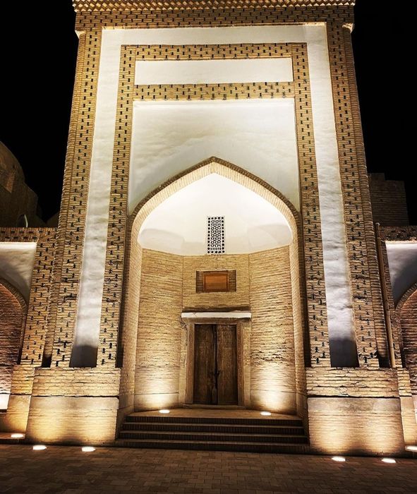 Экскурсии по Хиве Ургенч Тупрак калъа Ичан калъа Дичан калъа Аяз Калъа