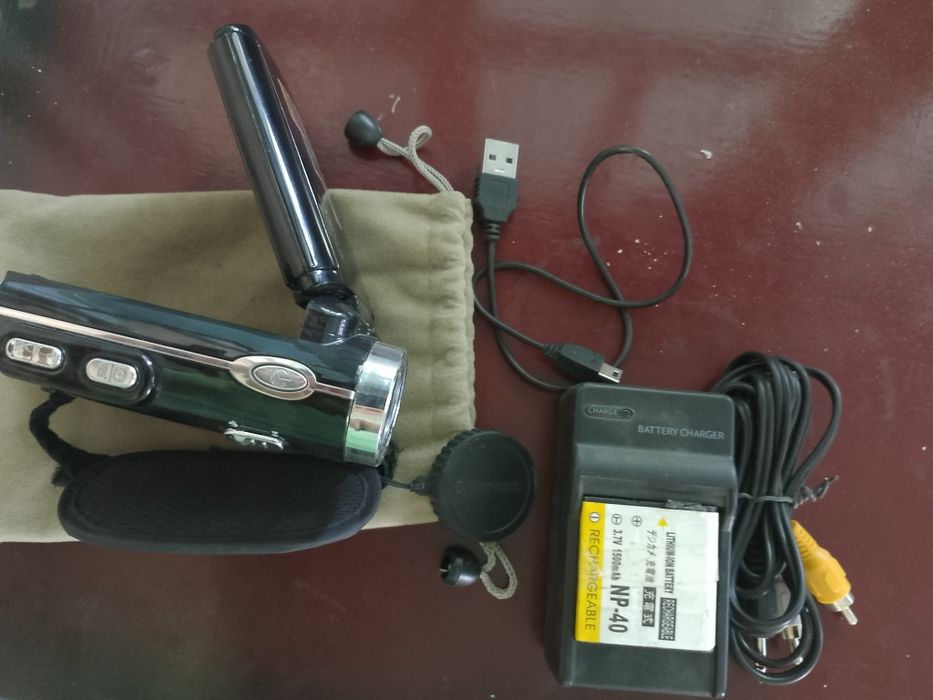 Fotoapparat.vedio ham olsa boʻladi