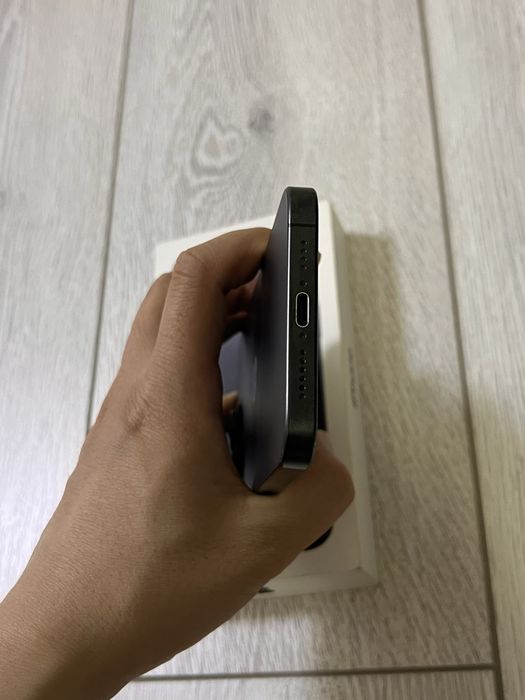 Iphone 15 pro max 256 gb 86%аккум