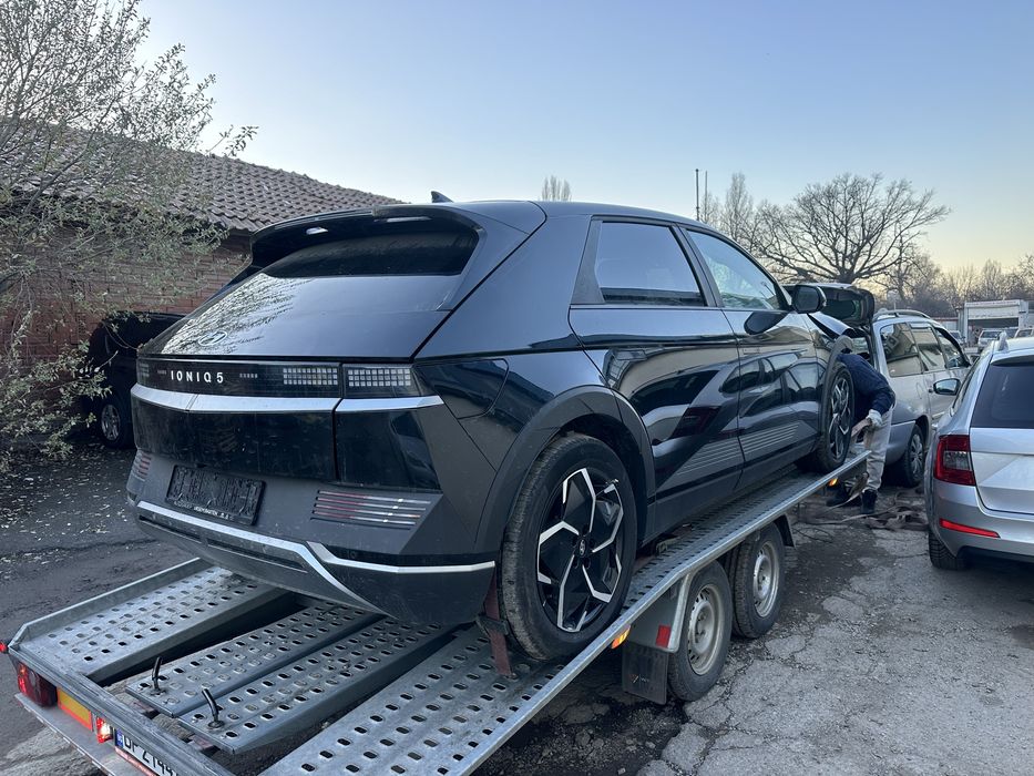 Продавам Hundai IONIQ 5 на части.