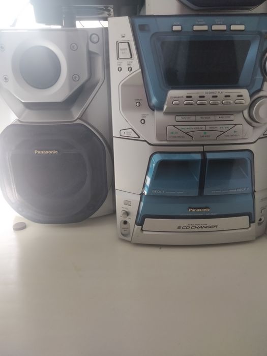 Музыкальный центр