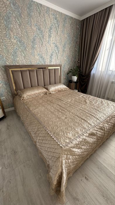 Покрывало с наволочками