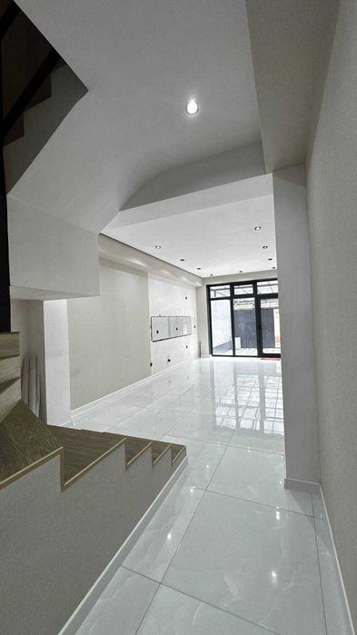 Продается еврокоттедж в центре города!!!