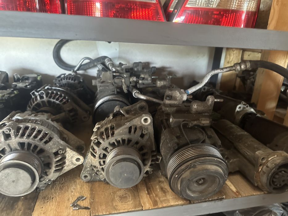 Piese chiuloasa axe came culbutori Kia Sorento motrizare 2.5 crdi