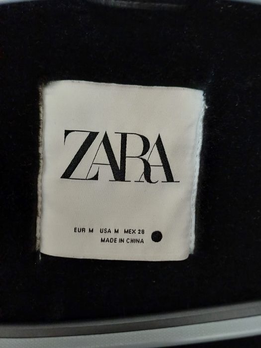 Зара (яке от изкуствена кожа)