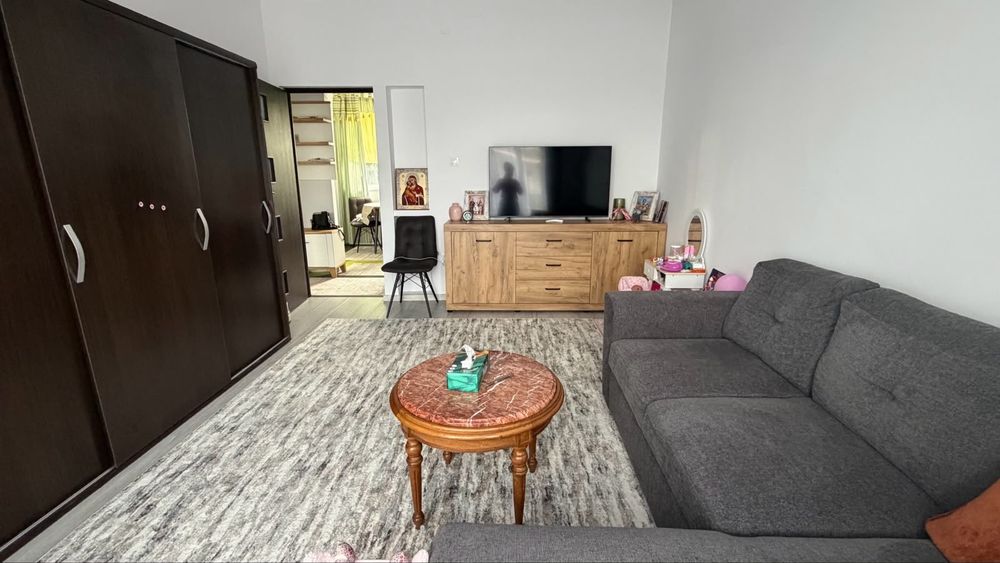 Apartament 2 Camere Decomandat - Centrul Civic
