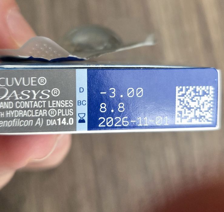 Acuvue Oasys (6 lentile) Noi pt miopie -3.00