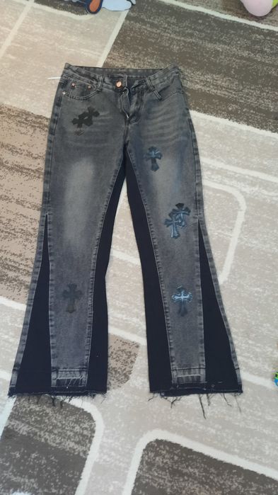 Продам джинсы фларед