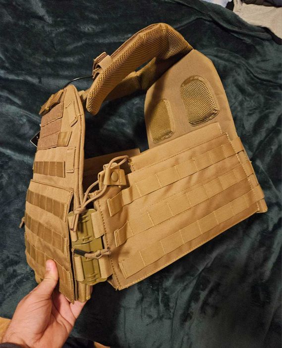 Еърсофт жилетка каска