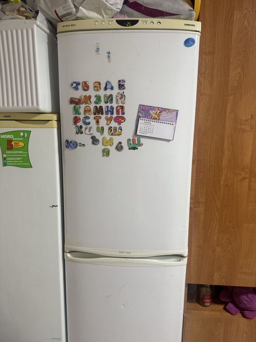 Пролам золодильник samsung