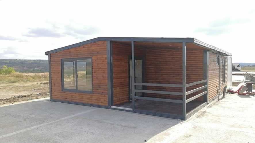 Casa Modulara, Garaje Auto si Containere din structura metalica si panou sandwich termoizolant