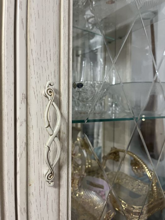 Продам стенку в отличном состоянии