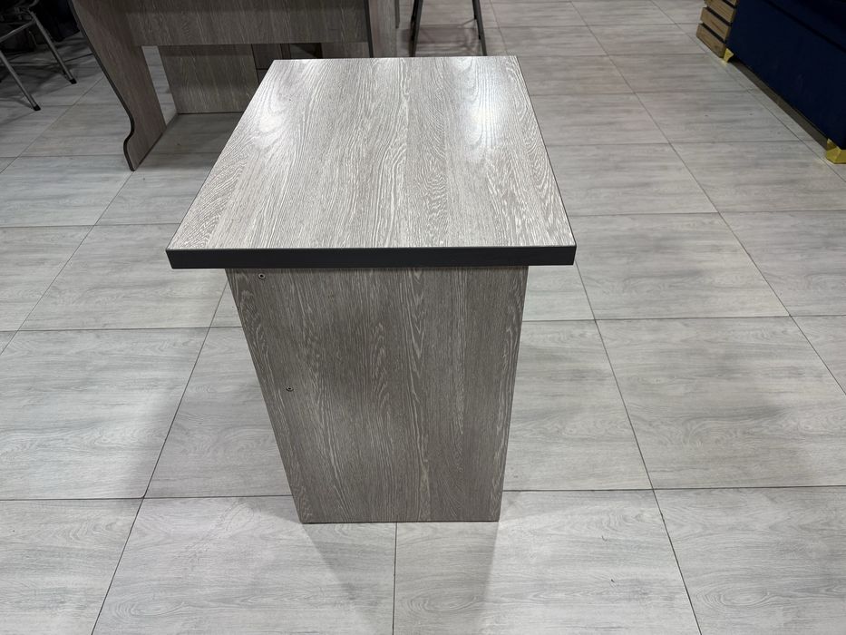 Stol va Stullar Oʻquv markaz uchun