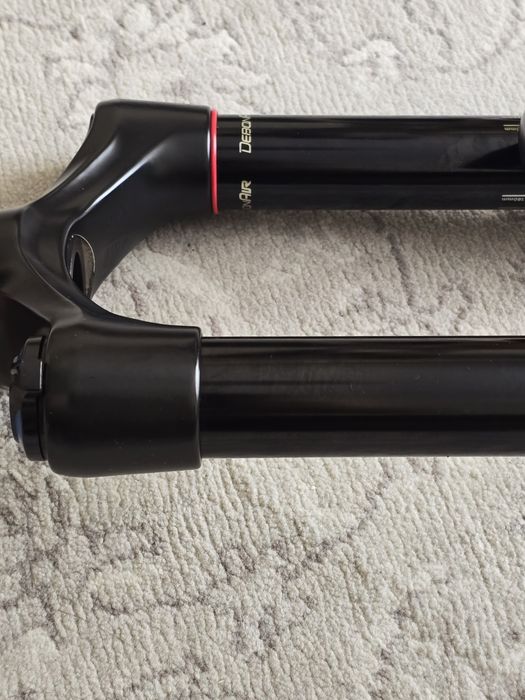 Вилка Rockshox Yari RC 27.5