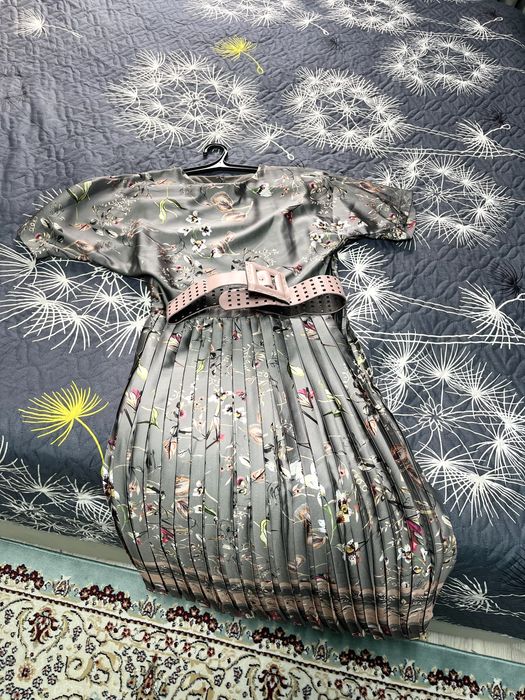 Срочно продается платье