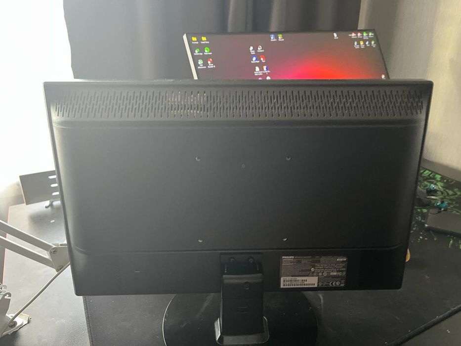 Монитор Philips 192E1