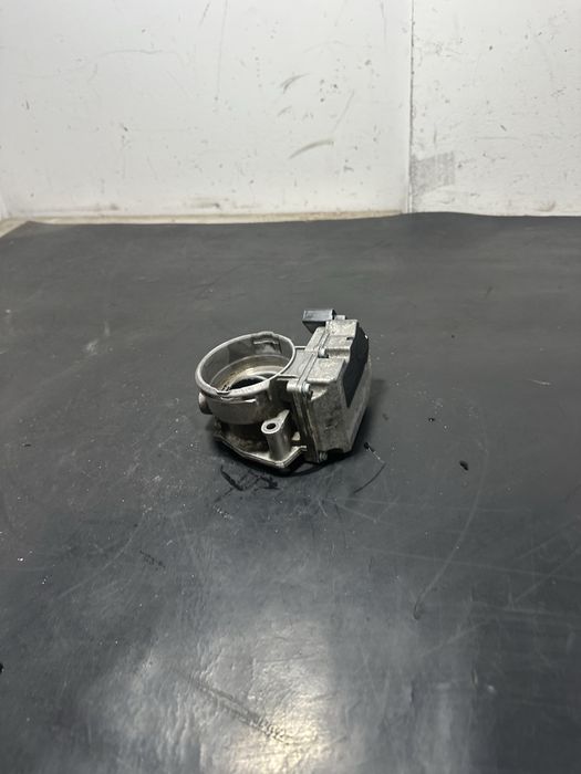 Clapeta acceleratie Volkswagen vw Jetta 1.9 TDI BXE BLS BKC 03G128063C
