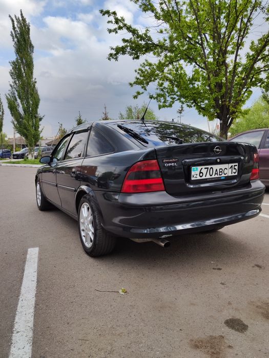 Opel vectra b 1.8 16v