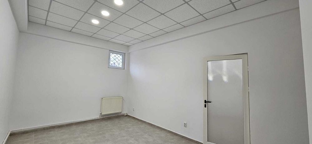 Inchiriez spatiu comercial 93 mp, Iasi, B-dul Alexandru Cel Bun, nr40