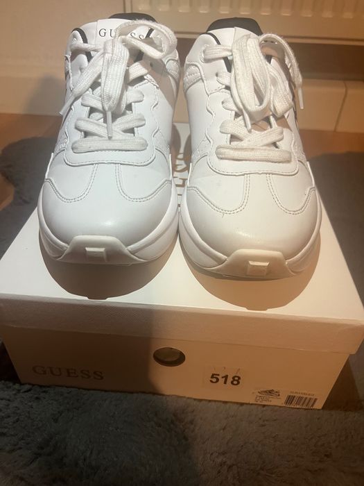 Guess оригинални обувки