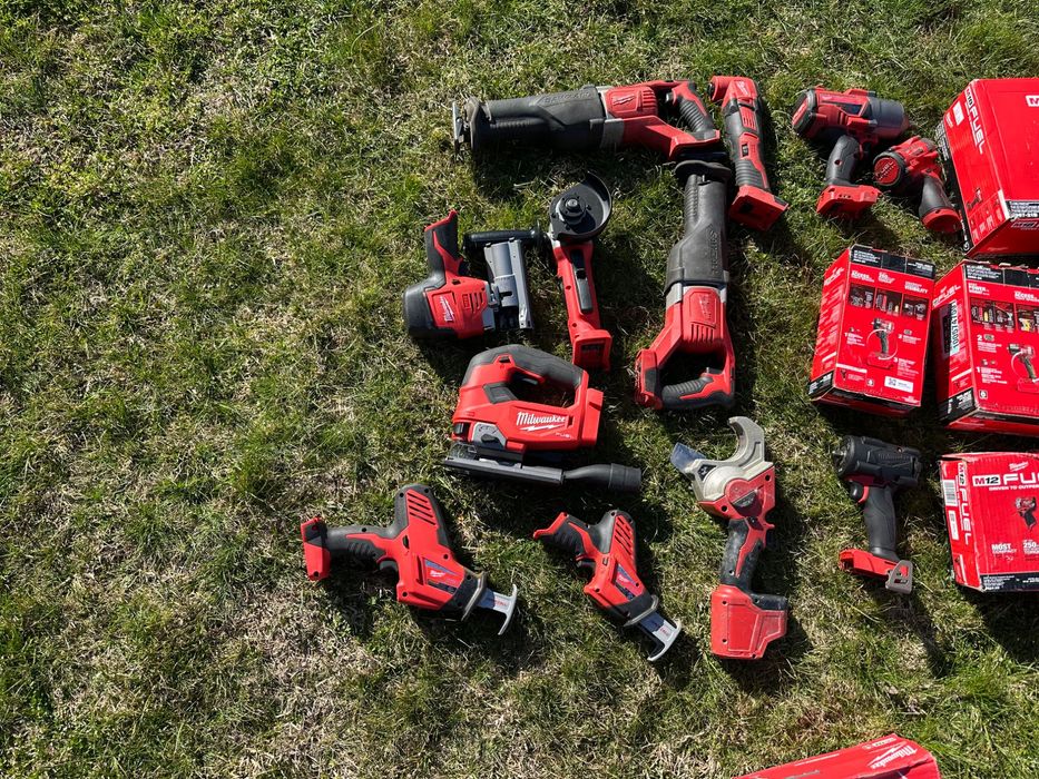 Инструменти МИЛУОКИ и батерии MILWAUKEE